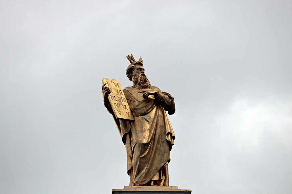 Statue of Moses holding 10 commendments